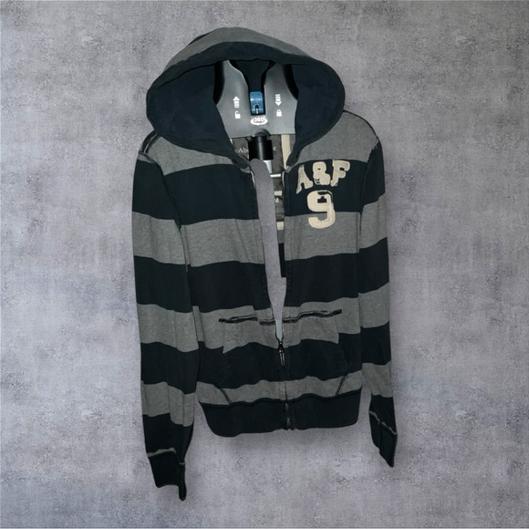 Vintage Abercrombie Striped Gray and Navy thickHooded Sweater